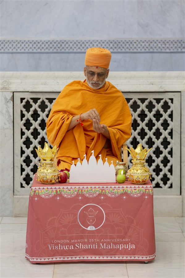 The 108 names reflect the divine form, qualities, work and teachings of Bhagwan Swaminarayan