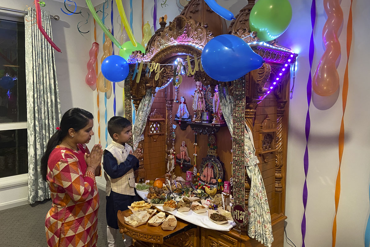 HH Mahant Swami Maharaj's 87th Birthday Celebration, Gold Coast