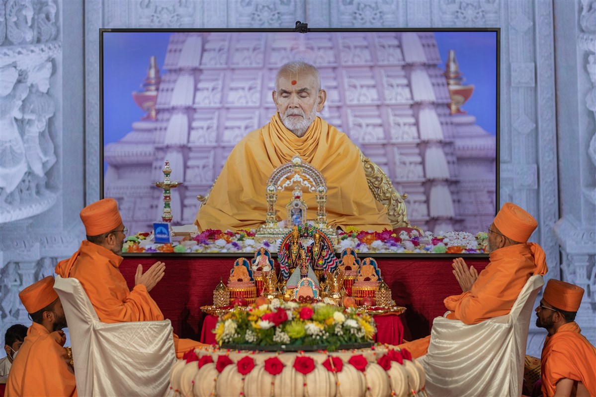 Pujan at Swaminarayan Akshardham, Robbinsville, NJ