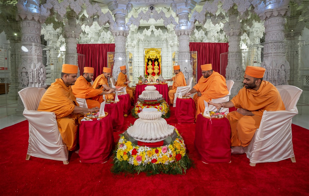 Amalak Pujan at BAPS Shri Swaminarayan Mandir, Toronto, ON