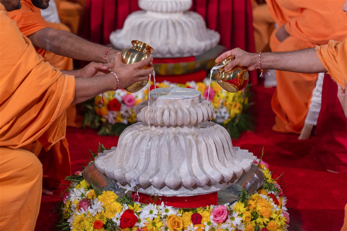 Amalak Pujan at BAPS Shri Swaminarayan Mandir, Toronto, ON