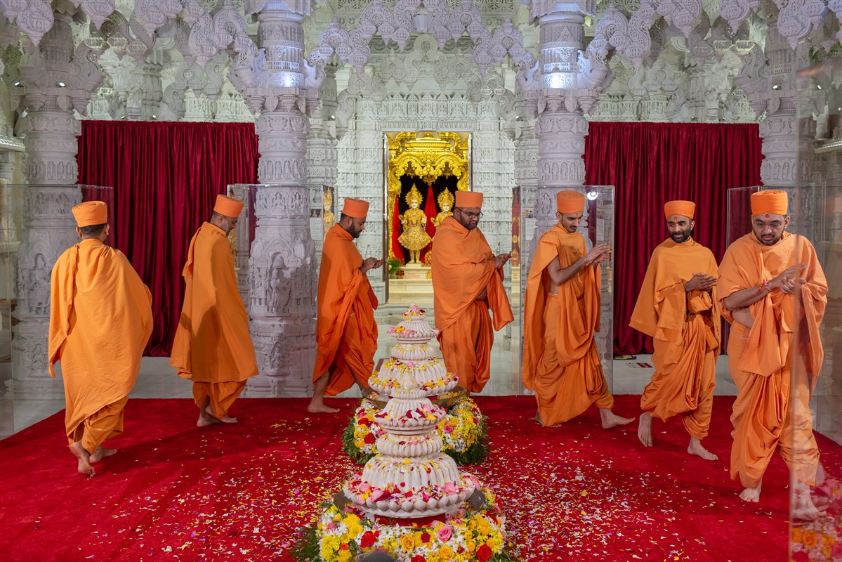 Amalak Pujan at BAPS Shri Swaminarayan Mandir, Toronto, ON