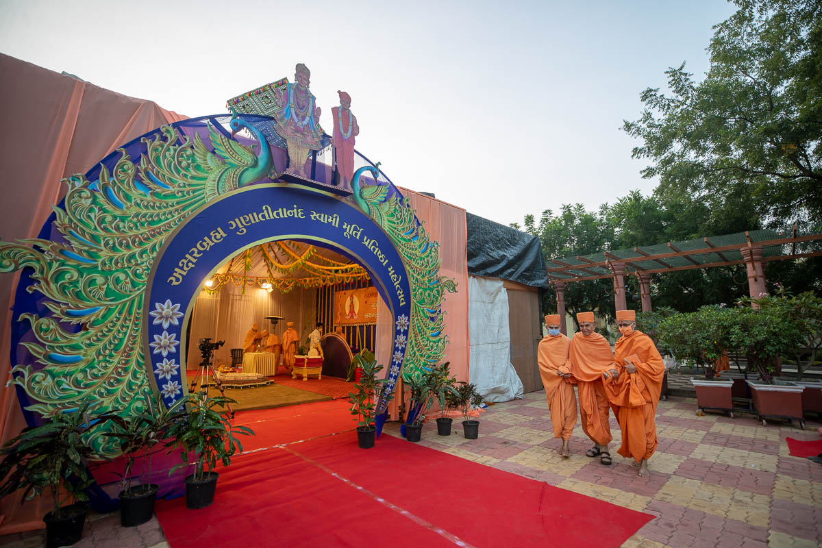 Swamishri arrives for murti-pratishtha mahayag, 30 Oct 2020