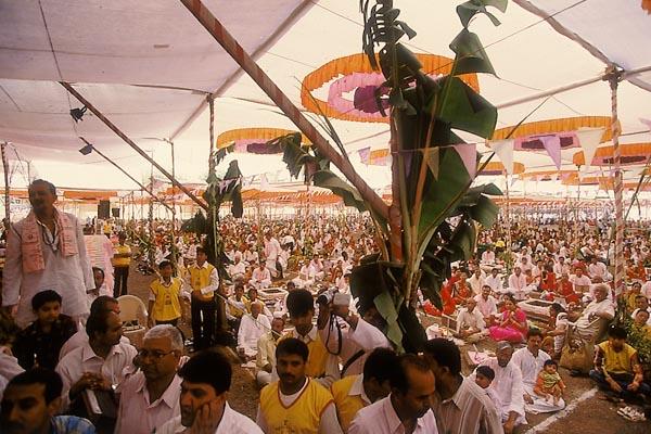  Devotees participating in the yagna rituals