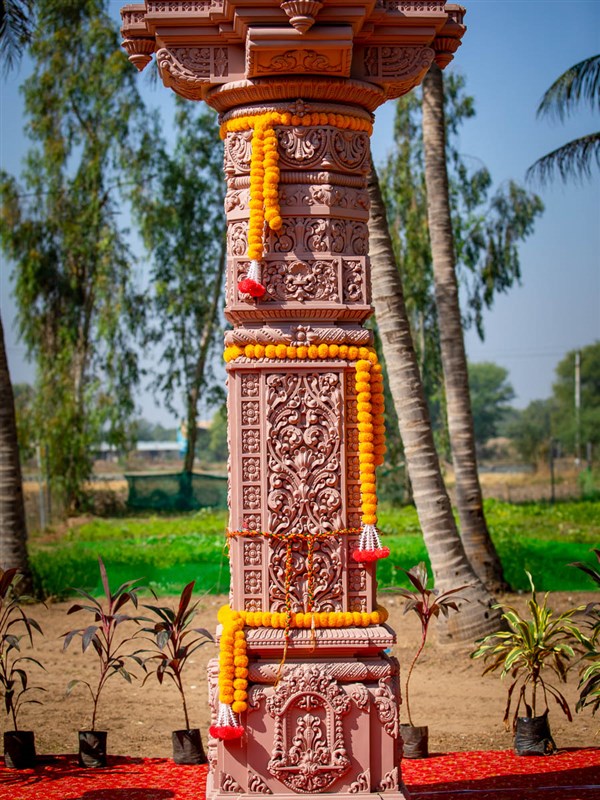 Pillar to be placed at the under-construction BAPS Shri Swaminarayan Mandir, Una