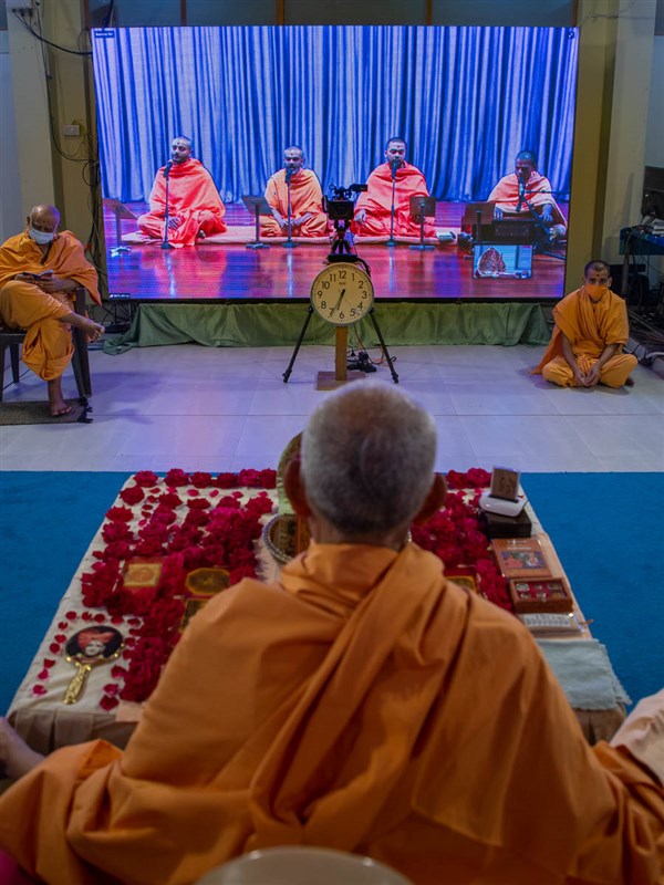 Sadhus sing kirtans via video conference from Nairobi, Africa