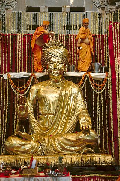  Abhishek of installed murti of Bhagwan Swaminarayan by Ishwarcharan Swami and Viveksagr Swami