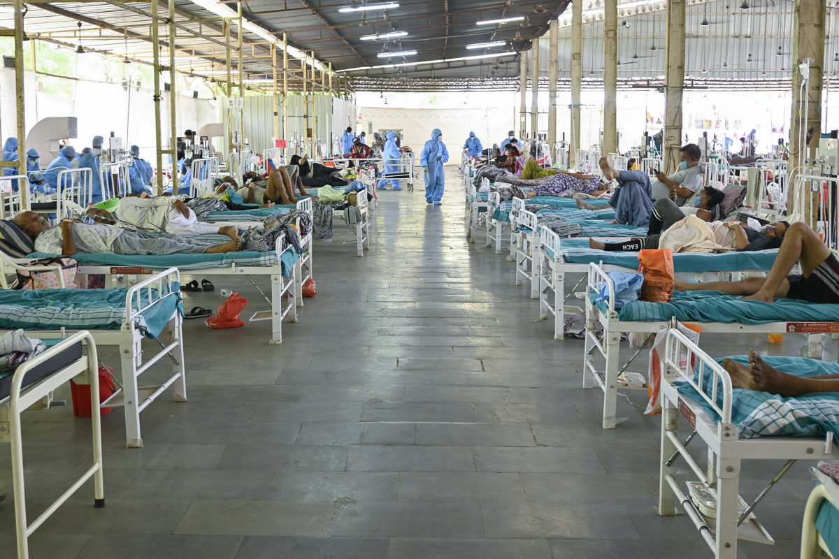 500-bed field hospital with oxygen support