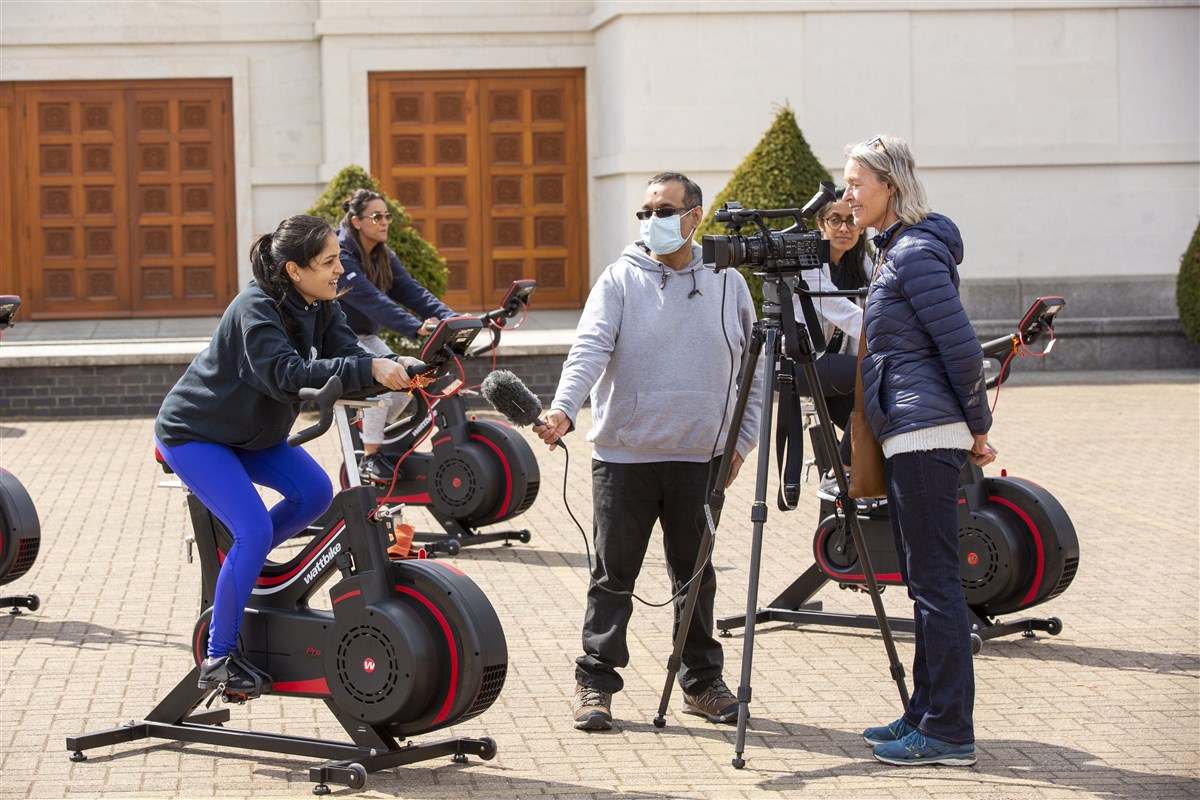 The fundraising event caught the attention of the international media, and was covered by Indian, American, French, Chinese, Japanese, Taiwanese and other outlets around the world