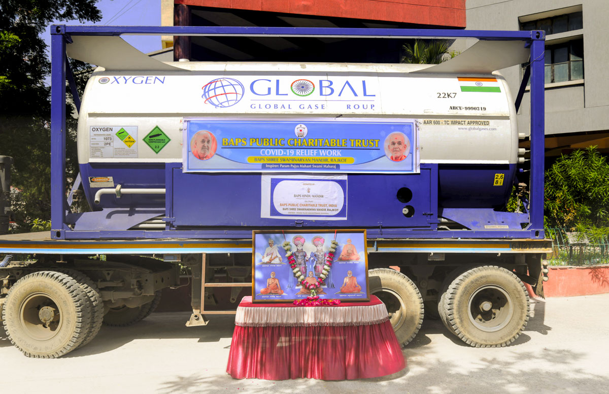 Liquid oxygen container sent from BAPS Hindu Mandir, Abu Dhabi, arrives at Rajkot, India