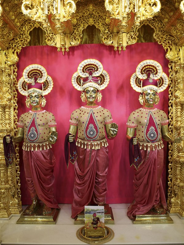 Chandan Adornments 2021, Gadhada