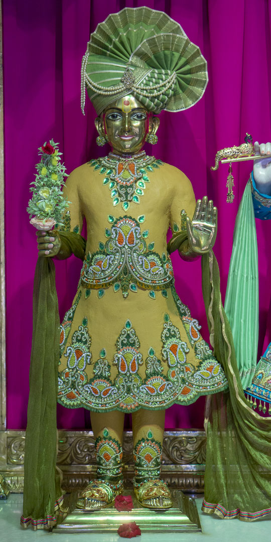 Chandan Adornments 2021, Surat