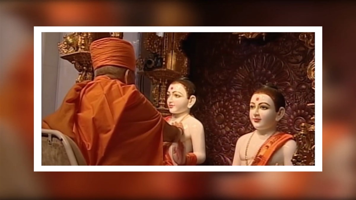 Pramukh Swami Maharaj’s tireless efforts culminated on July 22, 2007, during the murti pratishtha of the Toronto Mandir. It was on this day that a great legacy was forged.