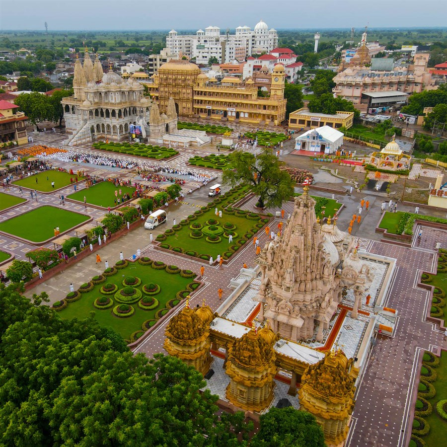 Aerial view of BAPS Shri Swaminarayan Mandir, Sarangpur