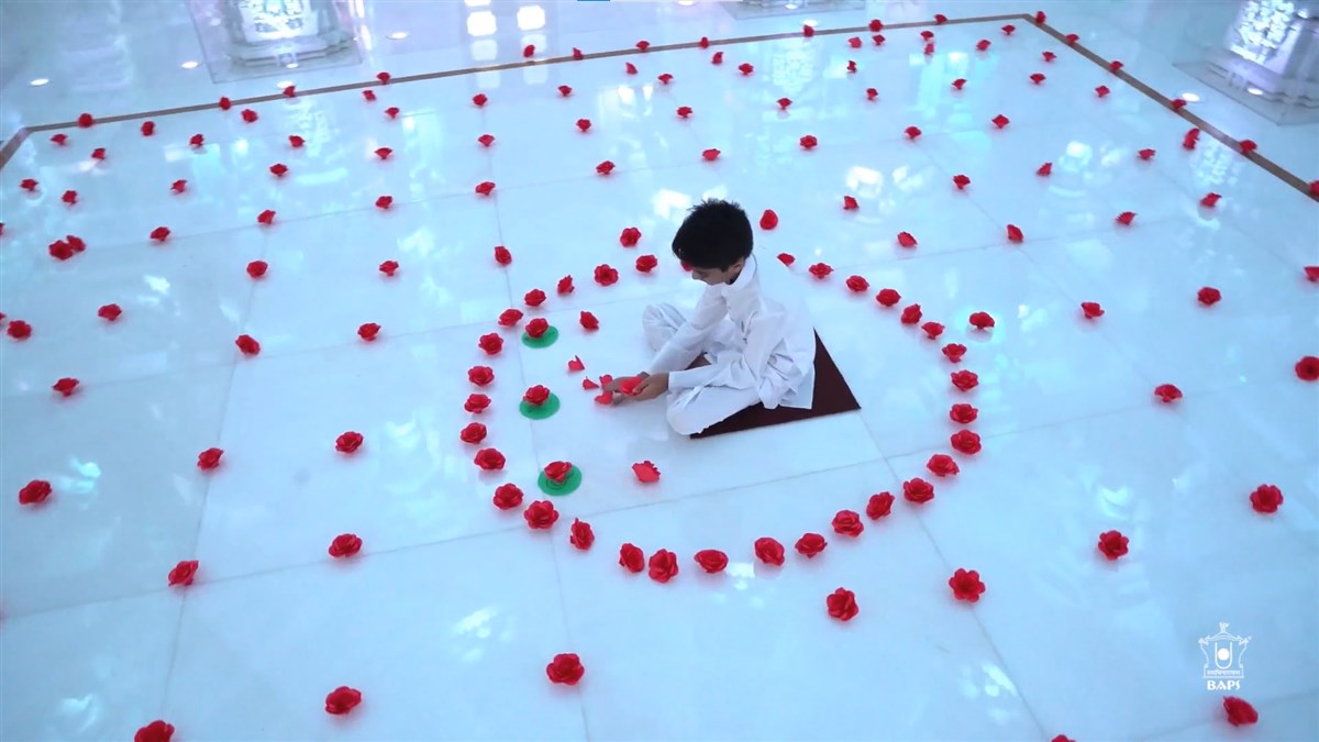 The conclusion of the program was a poem narrated by a balak on the shibir messages