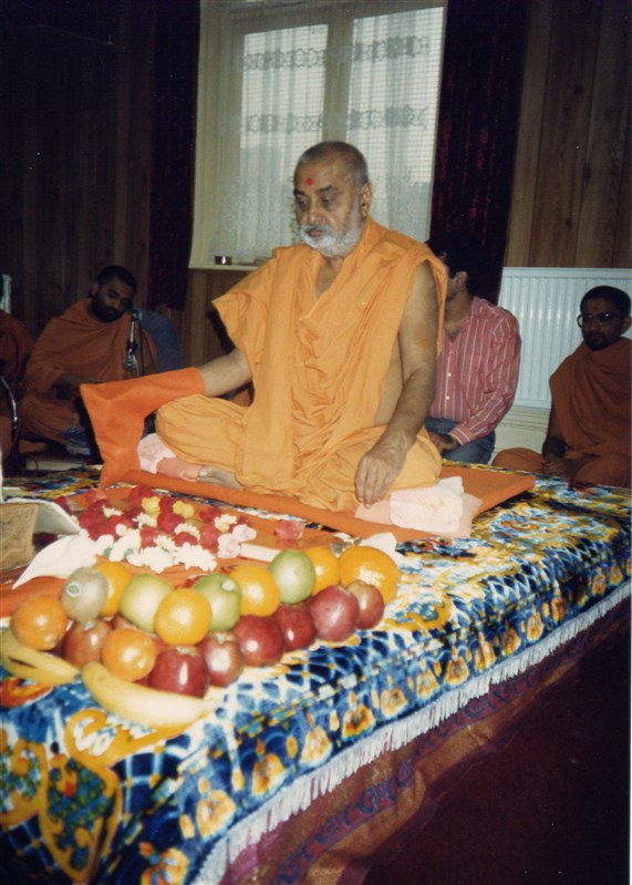 Pramukh Swami Maharaj arrived in Ashton-under-Lyne for his sixth visit, in 1988