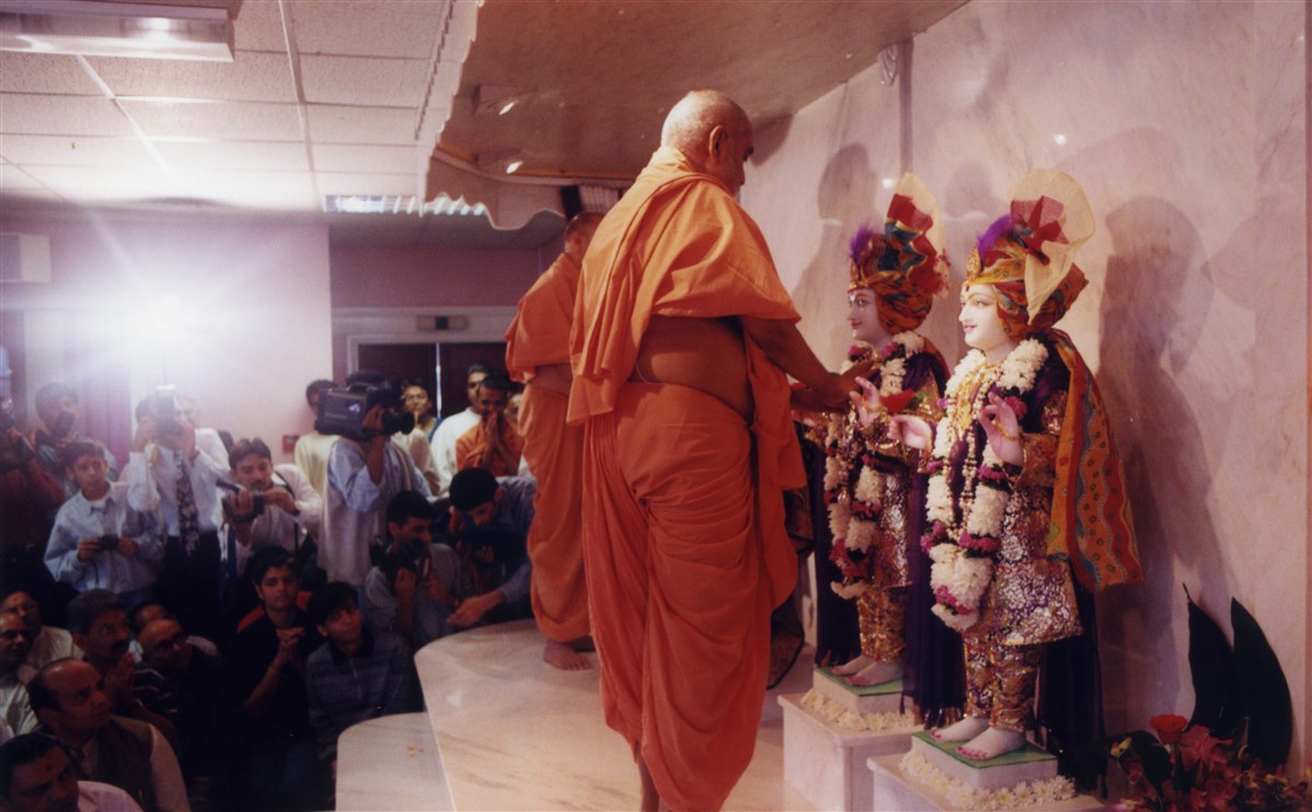 Pramukh Swami Maharaj blessed Ashton-under-Lyne for the eighth time, in 1994, when he arrived to consecrate new marble murtis at the hari mandir