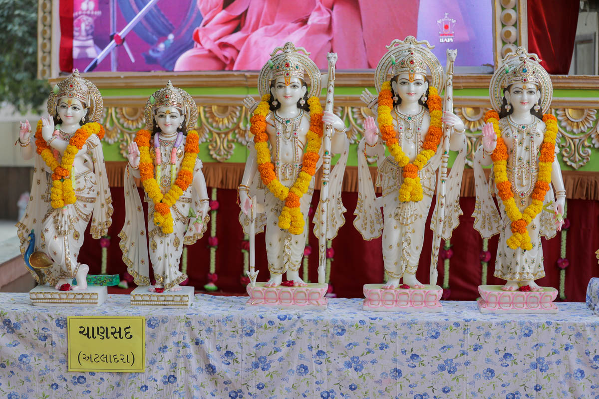 Murtis to be consecrated at Shri Ramji Mandir, Chansad, India