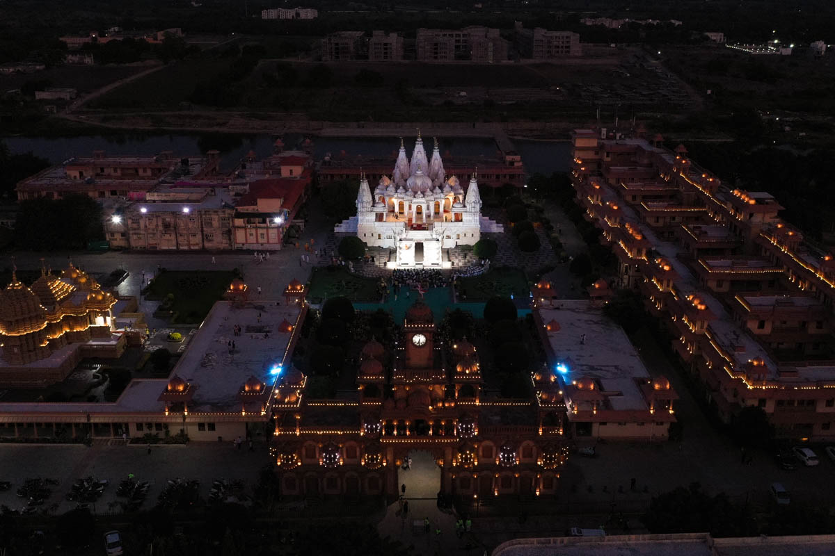 Aerial view of BAPS Shri Swaminarayan Mandir, Gondal