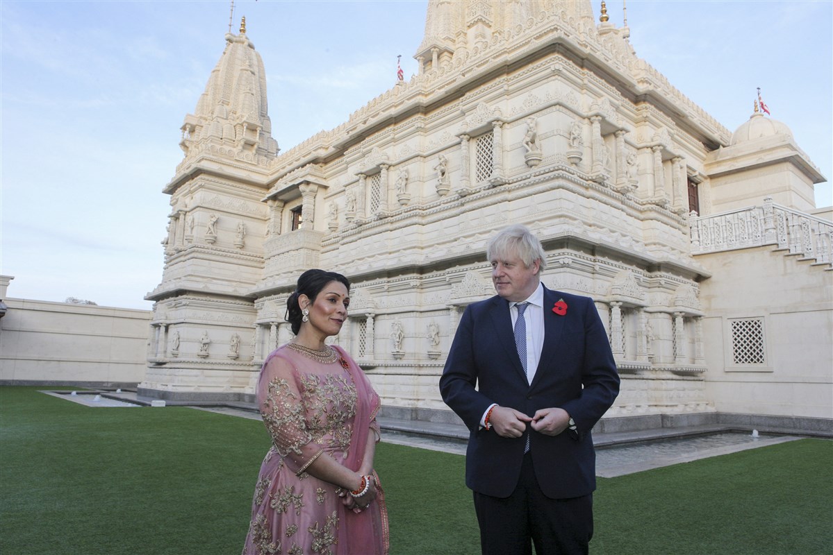British Prime Minister and Home Secretary Celebrate Diwali at Neasden Temple