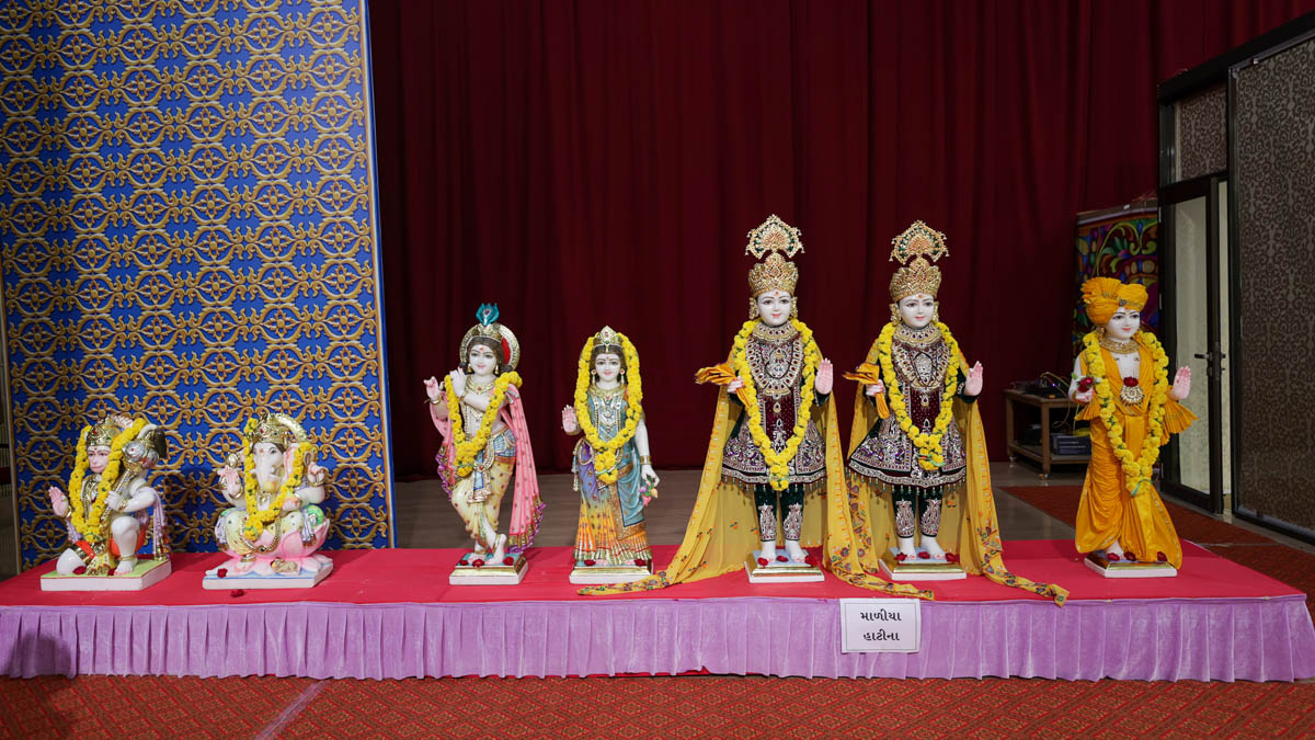 Murtis to be consecrated at BAPS Shri Swaminarayan mandir, Maliya Hatina, India