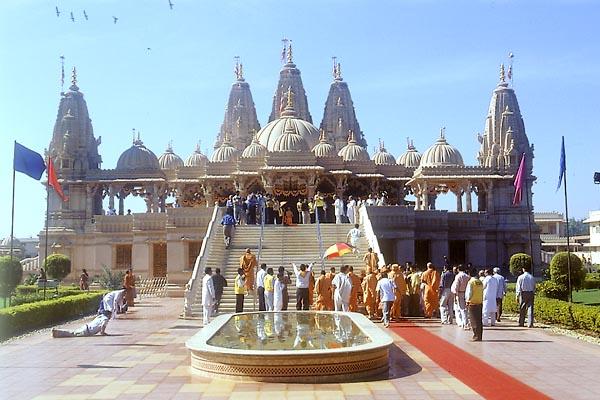  BAPS Shri Swaminarayan Mandir, Bharuch