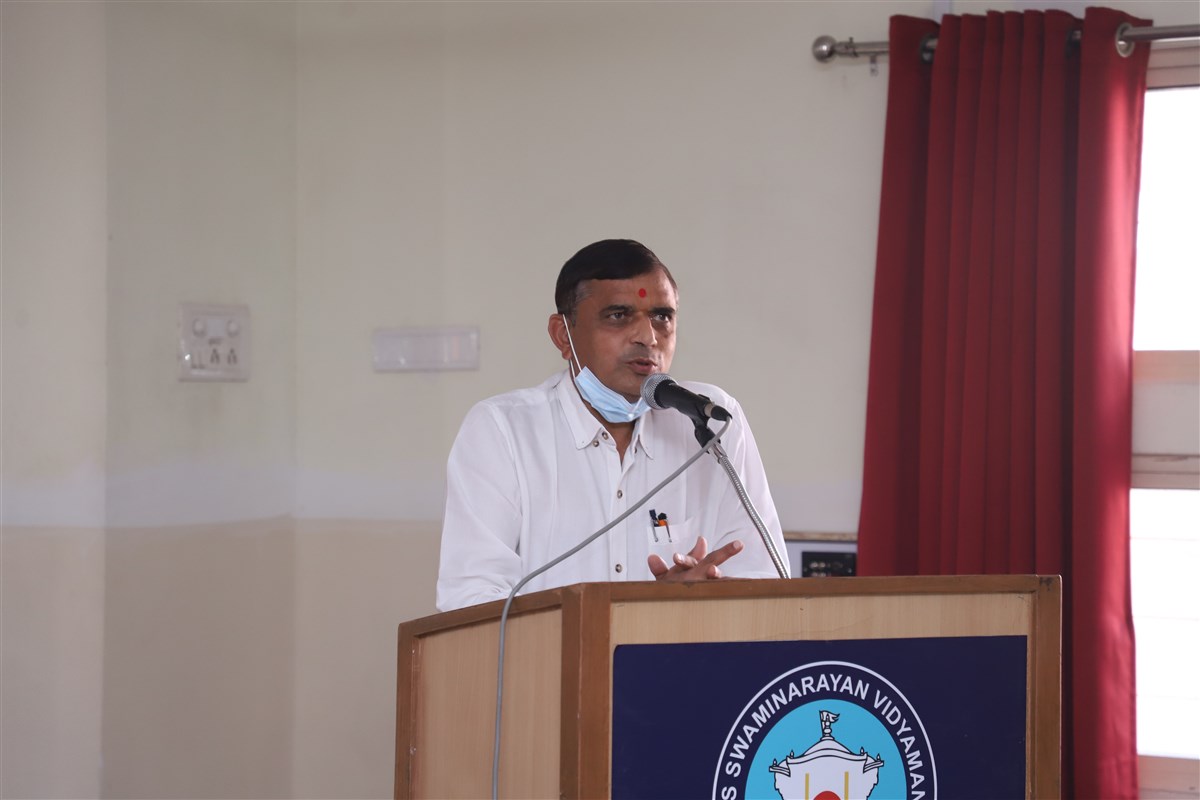 Shri. Sanjaybhai Patel motivated the trainees