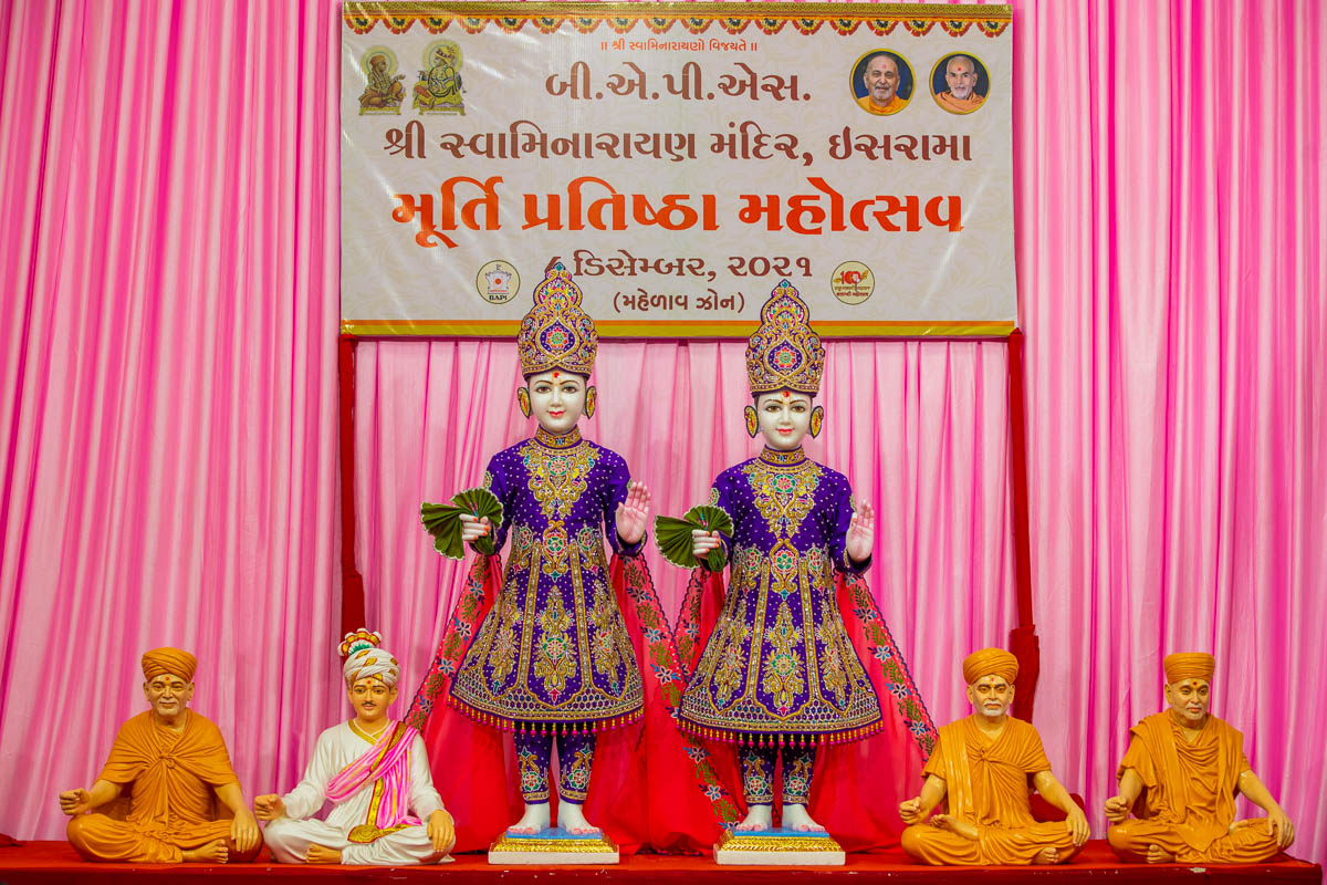 Murtis to be consecrated at BAPS Shri Swaminarayan Mandir, Isarama (Mahelav), India