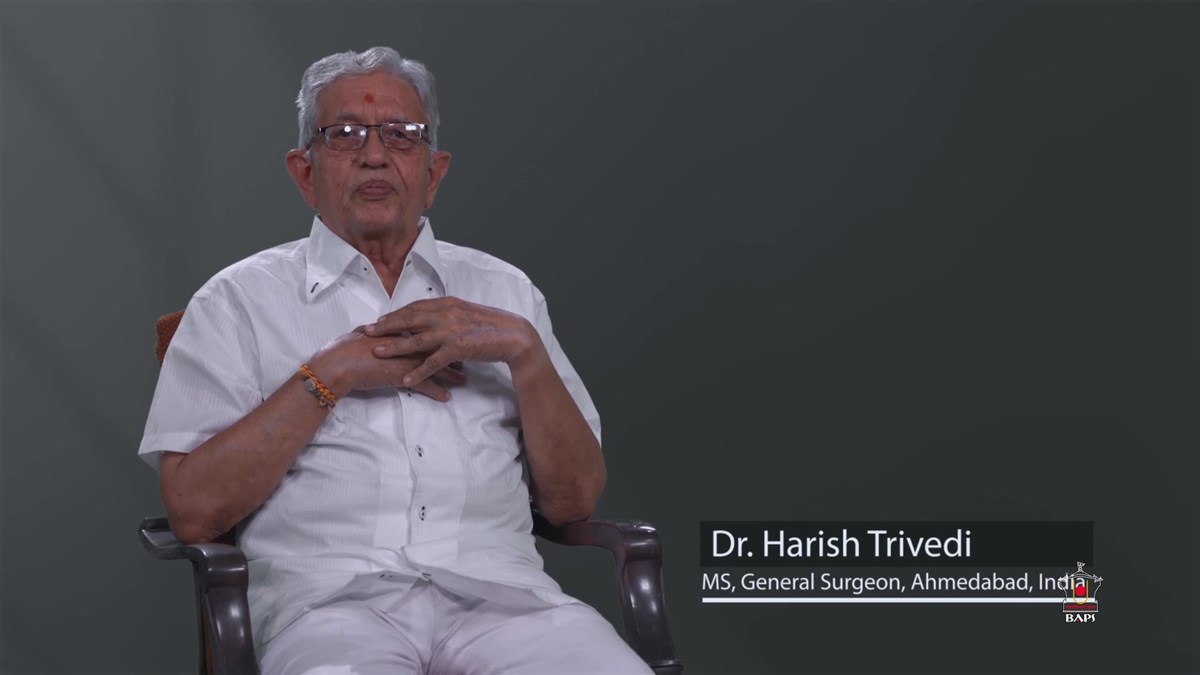 Dr. Harish Trivedi narrates his experiences with Brahmaswarup Pramukh Swami Maharaj