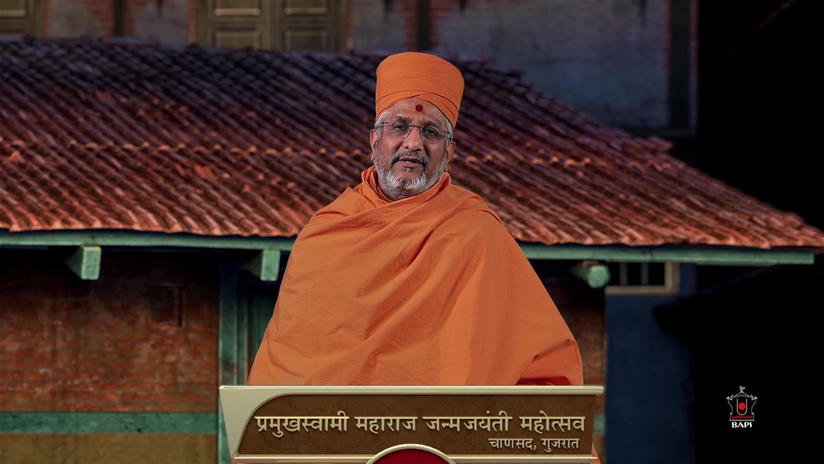 Aksharvatsal Swami addresses the assembly