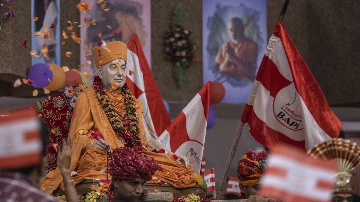 Sant Param Hitkari - Pramukh Swami Maharaj's 100th Birthday Celebration