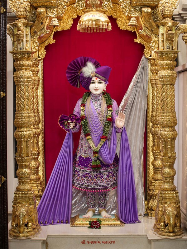 Shri Ghanshyam Maharaj, BAPS Shri Swaminarayan Mandir, Atladara (Vadodara) 