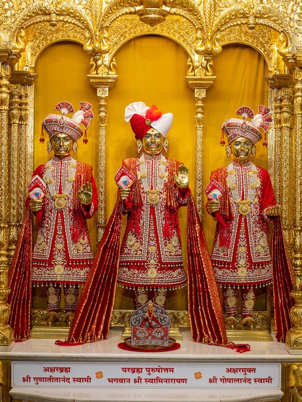 Bhagwan Swaminarayan, Aksharbrahma Gunatitanand Swami and Shri Gopalanand Swami