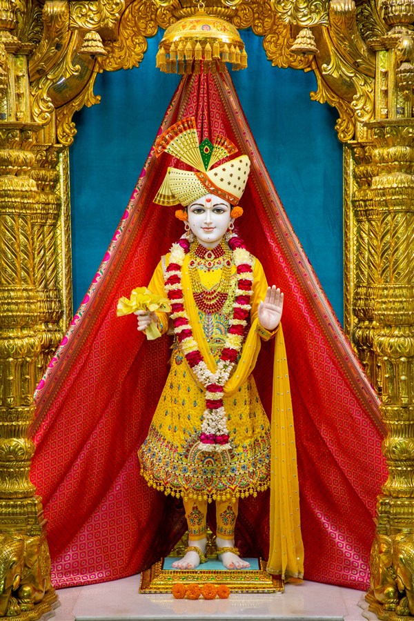 Shri Ghanshyam Maharaj, BAPS Shri Swaminarayan Mandir, Atladara (Vadodara) 