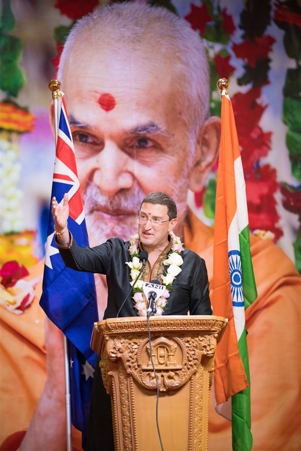 Australian and Indian Trade Delegation Visit BAPS Swaminarayan Mandir, Sydney