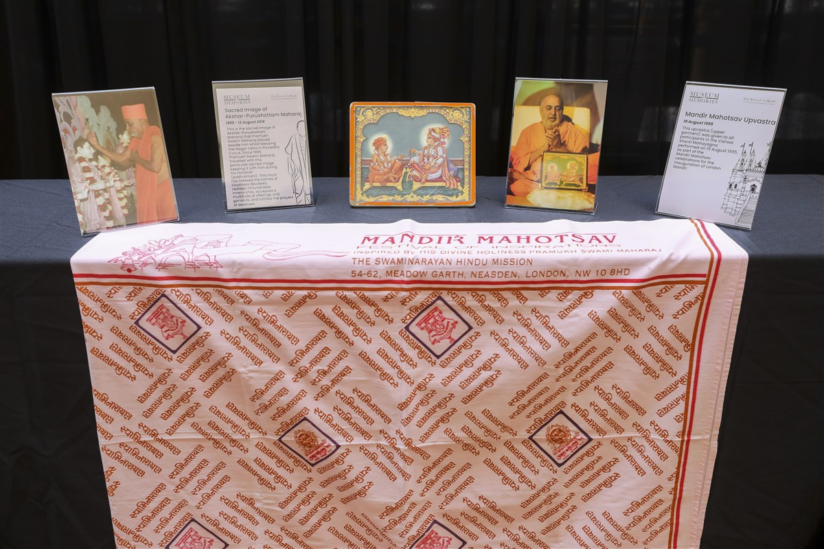 <p></p><b>Sacred Image of Akshar-Purushottam Maharaj, 1985 to 13 August 2016</b> <p></p>This is the sacred image of Akshar-Purushottam Maharaj that Pramukh Swami Maharaj placed beside him whilst blessing the Nagar Yatra in Picadilly Circus. Since 1985, Pramukh Swami Maharaj travelled with this particular sacred image, keeping it with him everywhere <p></p><b>Mandir Mahotsav Upvastra, 19 August 1995</b><p></p>This upvastra (upper garment) was given to all participants in the Vishwa Shanti Mahayagna that was performed on 19 August 1995, as part of the Mandir Mahotsav celebrations for the inauguration of London Mandir