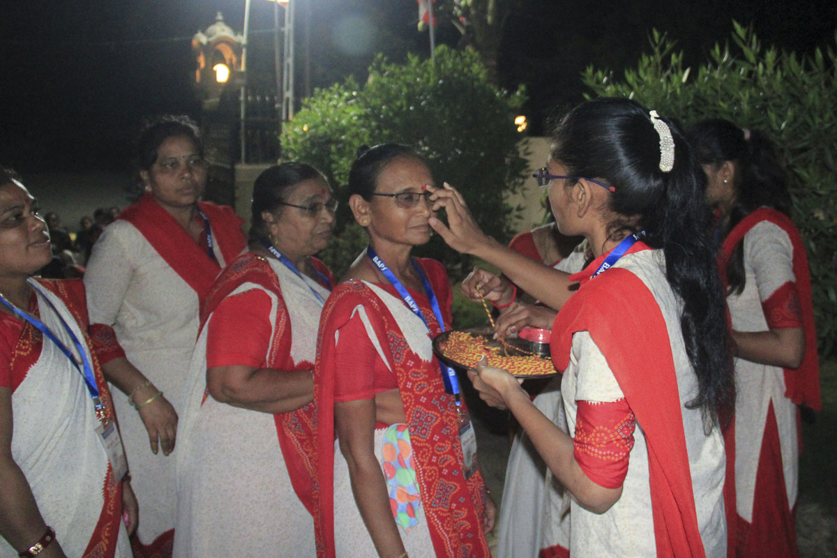 Parivarik Shanti Abhiyan: Shatabdi Volunteers Felicitation Assembly, Bhandut
