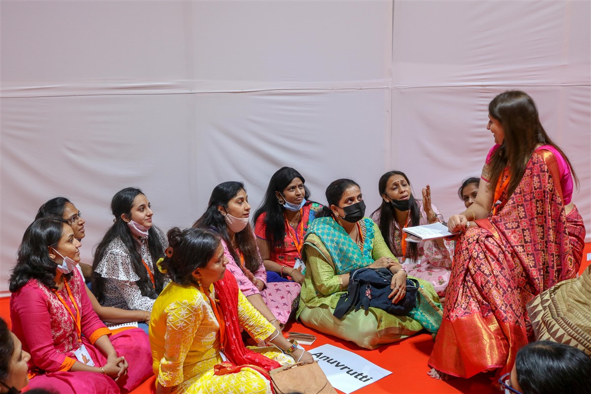 Women led group discussions that made the shibir's presentations relevant to their daily lives