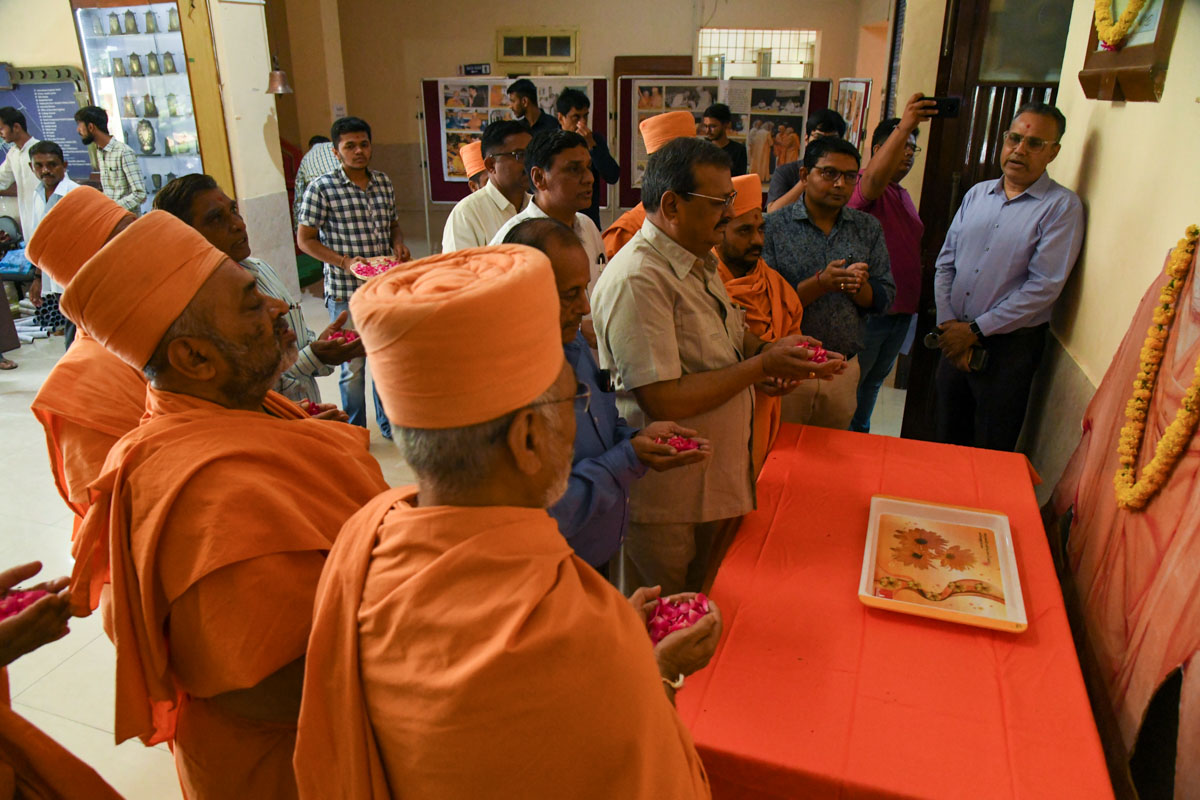 Seminar on ‘Krushi Maharshi: Pramukh Swami Maharaj’, Anand