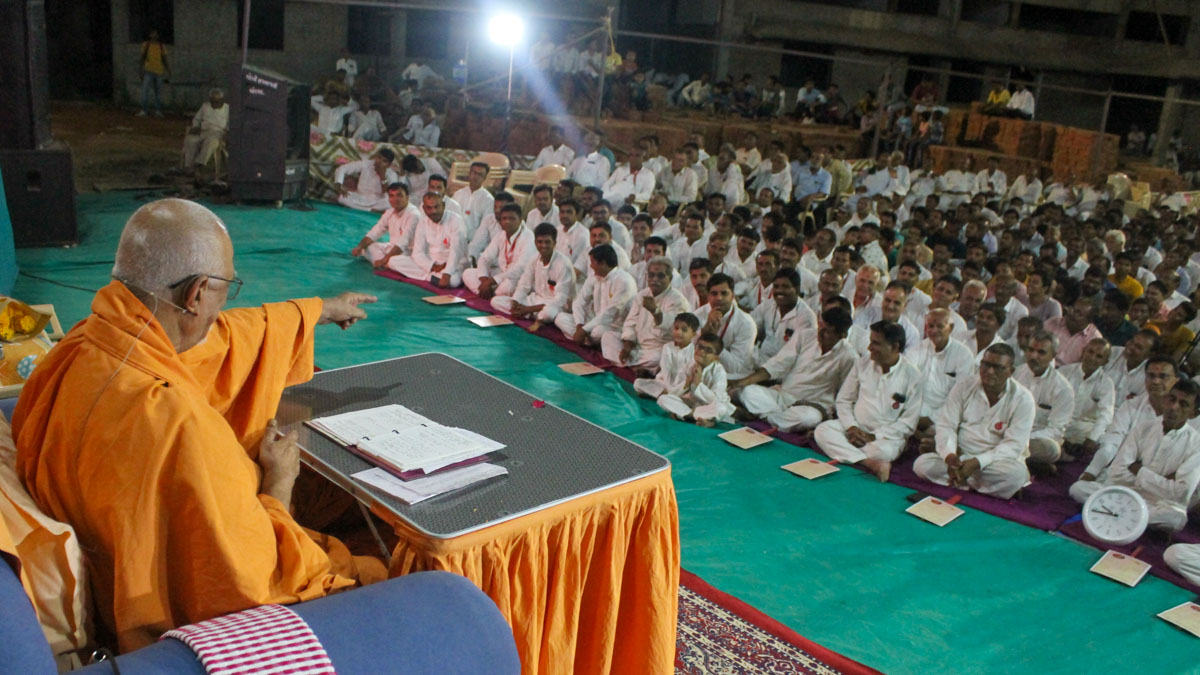 Parivarik Shanti Abhiyan: Shatabdi Volunteers Felicitation Assembly, Khambhat