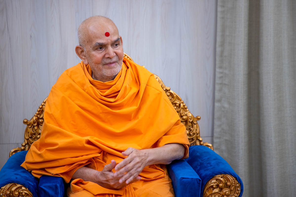 Swamishri during the meeting