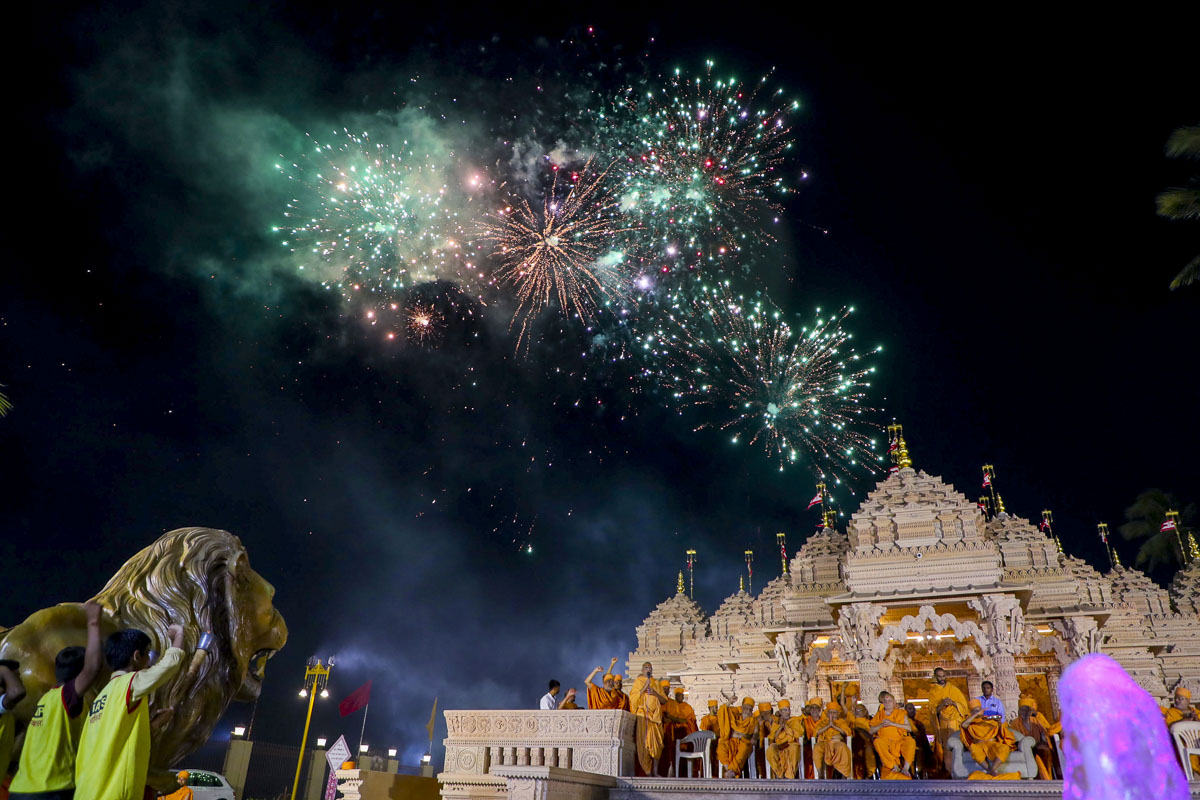 Nagar Yatra - a procession of the murtis through the streets of Mahuva