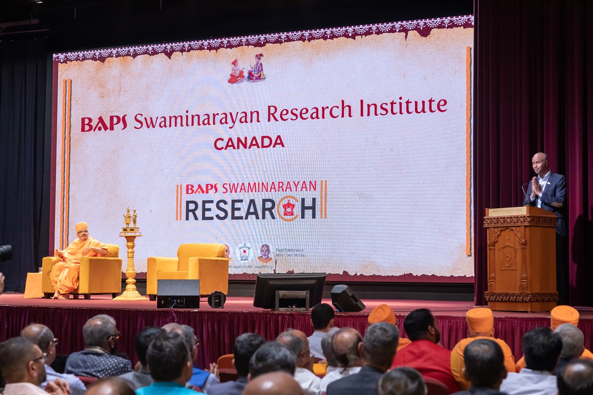Hon. Ahmed Hussen, Minister of Housing and Diversity and Inclusion addresses the inaugural assembly