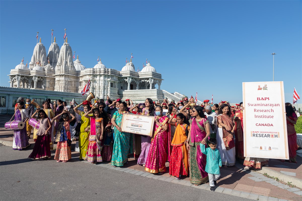 The women's wing participates in a 'Pothi Yatra,' a religious procession honouring the holy scriptures