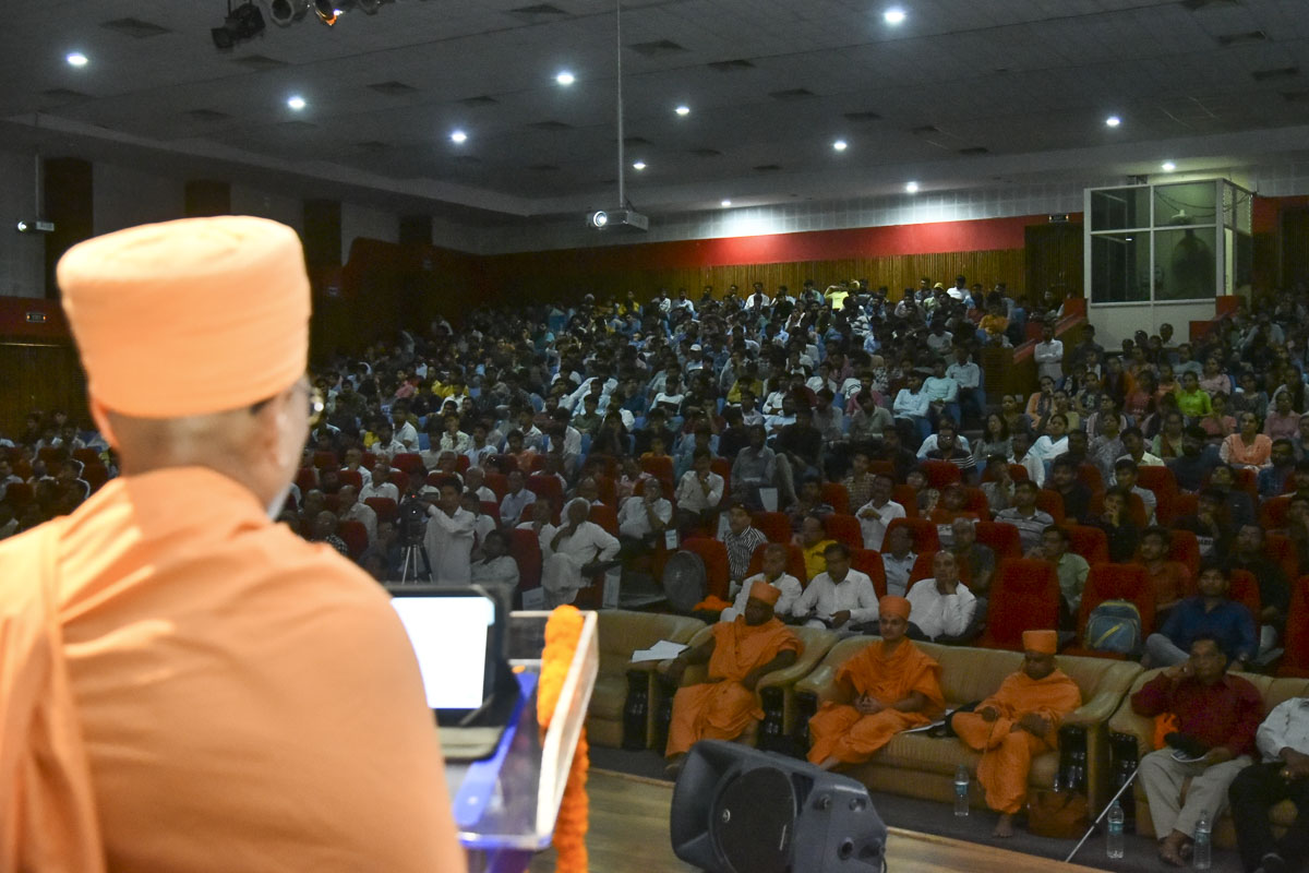 Seminar on ‘Krushi Maharshi: Pramukh Swami Maharaj’, Dantiwada