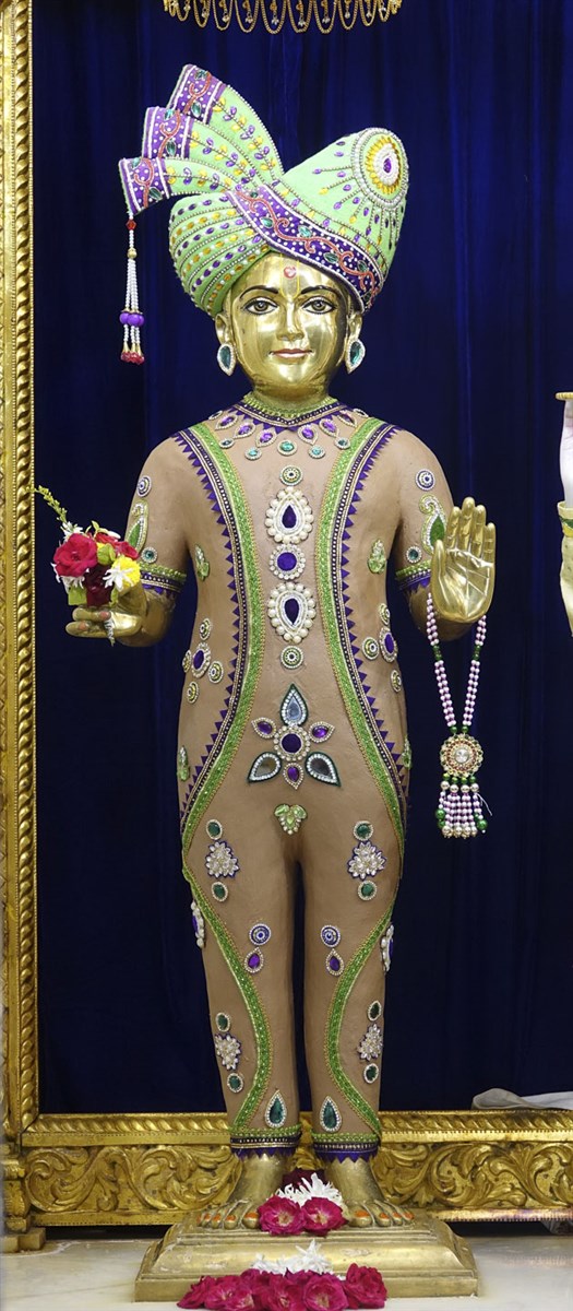 Chandan Adornments of Murtis 2022, Sankari