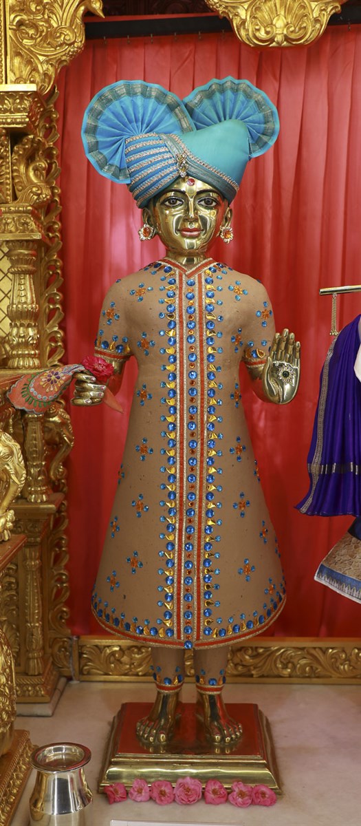 Chandan Adornments of Murtis 2022, Jamnagar