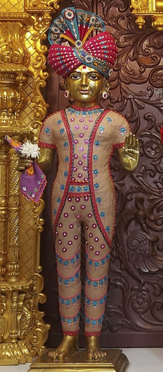 Chandan Adornments of Murtis 2022, Godhra