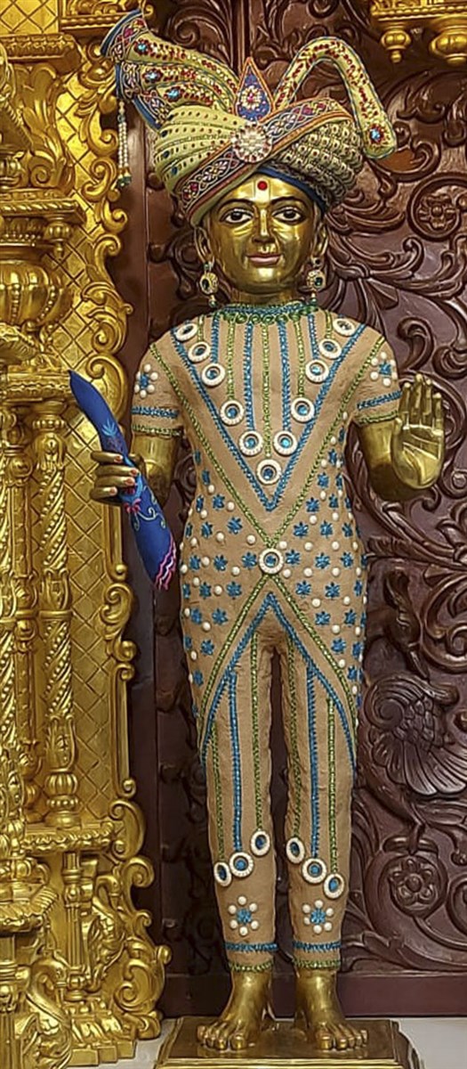 Chandan Adornments of Murtis 2022, Godhra