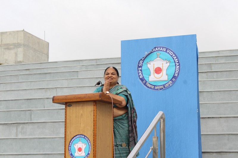 Dr. Neeta Shah (Director) addressing the assembly